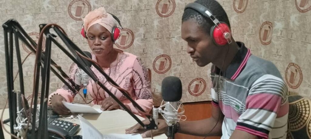 Radio Kénédougou : Mettre en lumière les droits reproductifs des femmes et les relations de genre